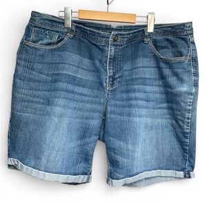 Cato Blue Denim Shorts size 20W